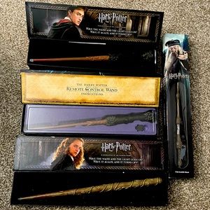 Harry Potter Illuminating Wand Bundle. Authentic Wizarding Dumbledore Hermione
